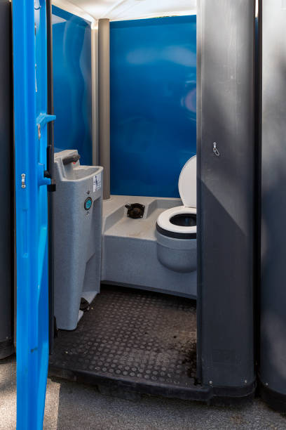 Portable restroom solutions in Warren Park, IN