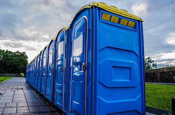 Portable Toilet Options We Offer in Warren Park, IN